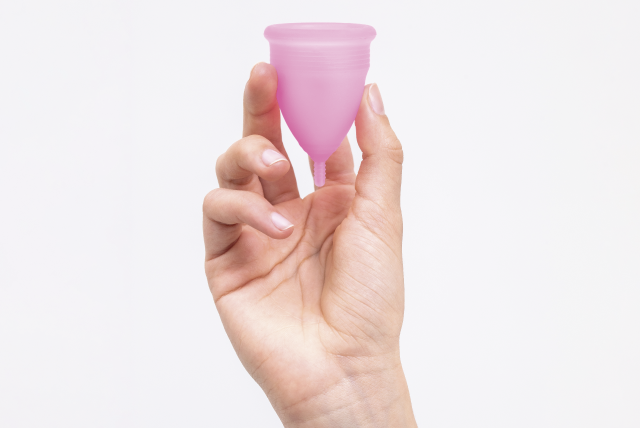 ¿Cómo esterilizar y limpiar la copa menstrual?